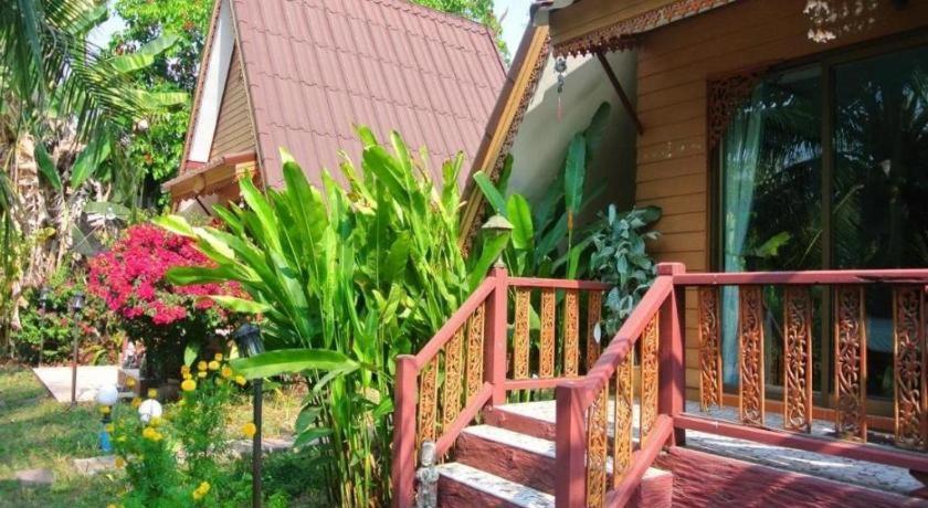 Himawari Restaurant And Cottage Ban Nong Hin  Exteriér fotografie